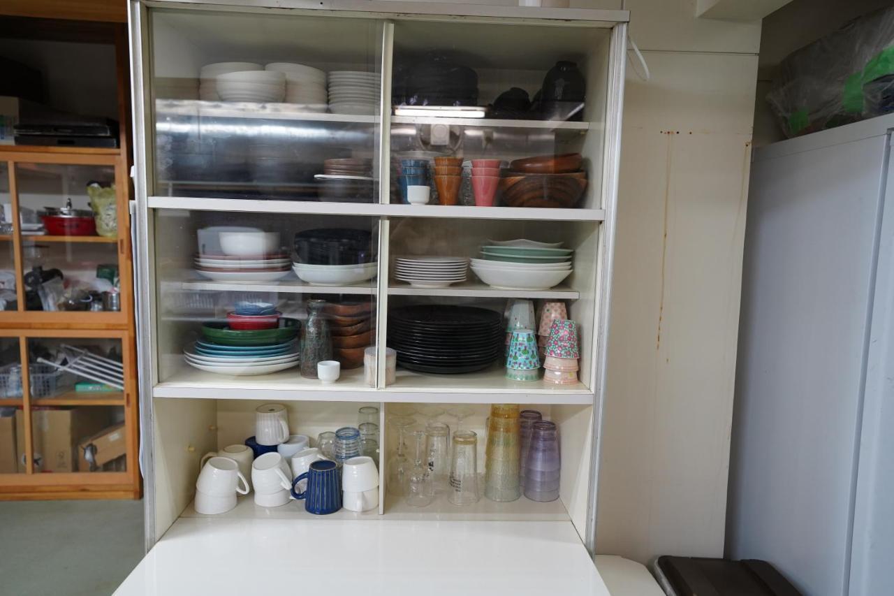 Hostel Murasaki Ryokan Такаяма Экстерьер фото