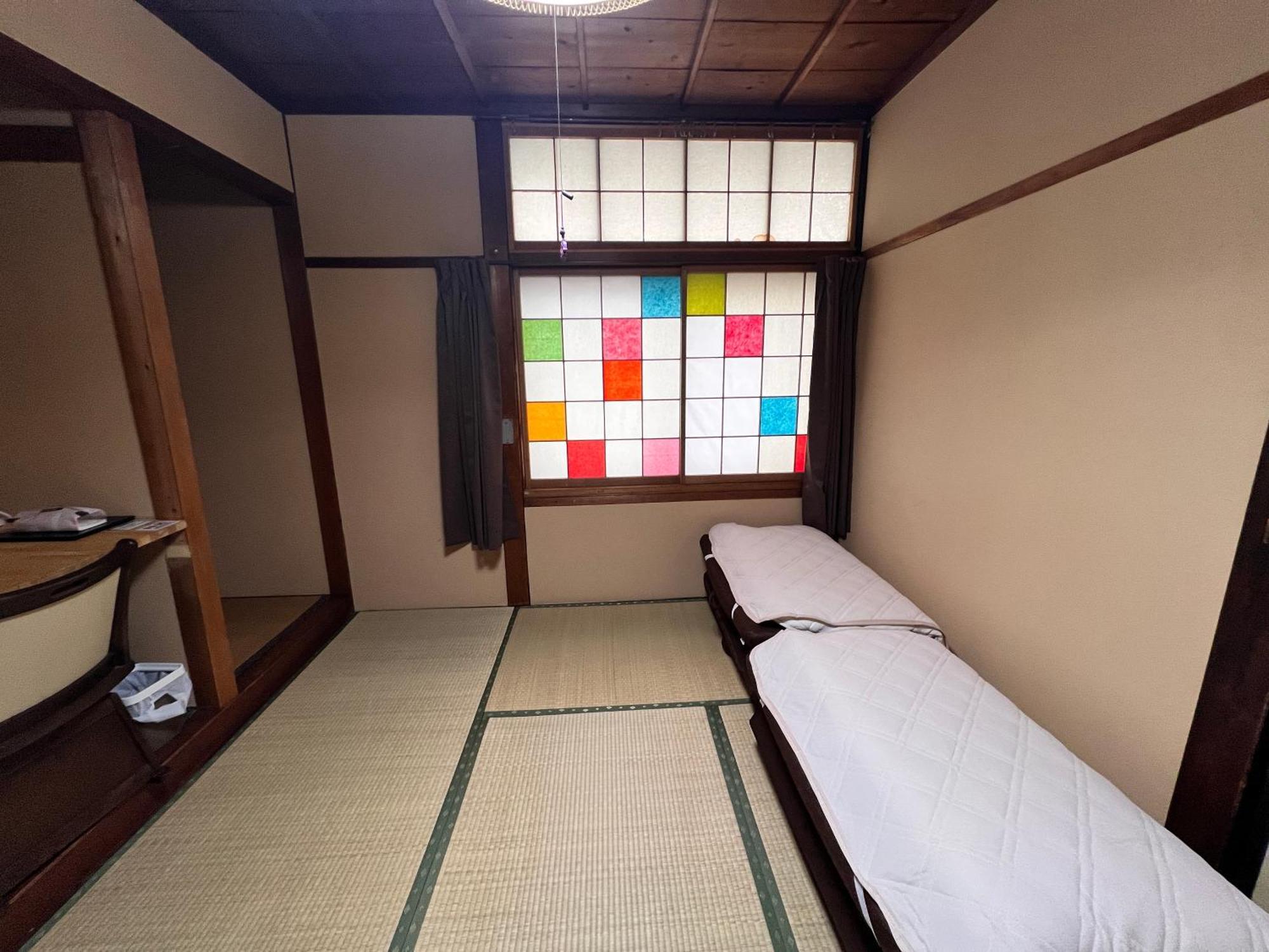 Hostel Murasaki Ryokan Такаяма Экстерьер фото
