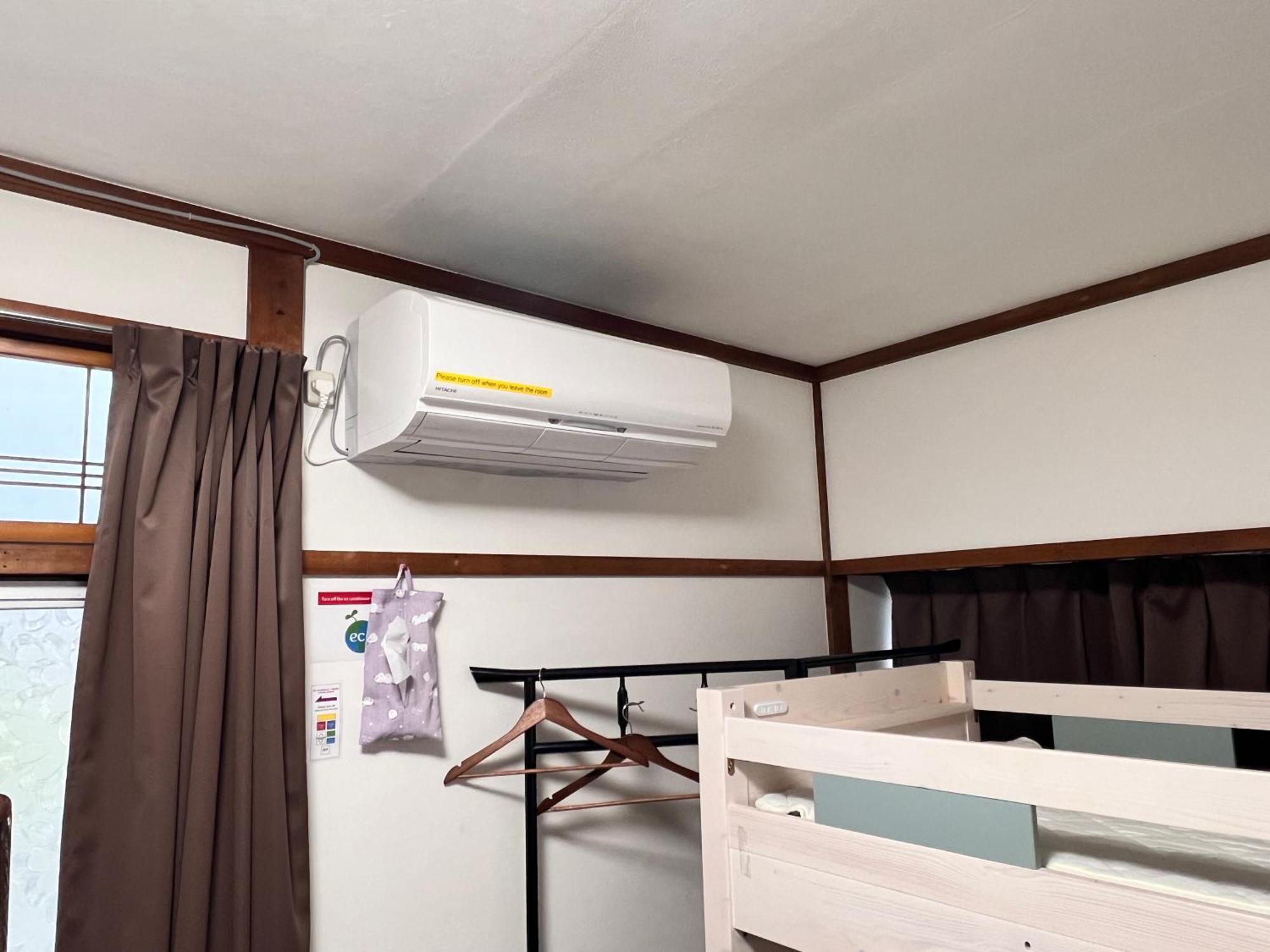 Hostel Murasaki Ryokan Такаяма Экстерьер фото